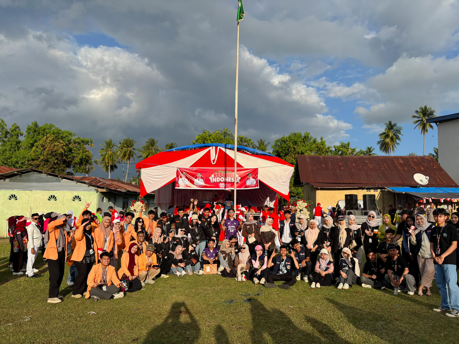 Lomba Foto & Reels